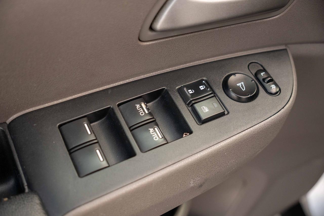 2011 Honda Odyssey EX Photo