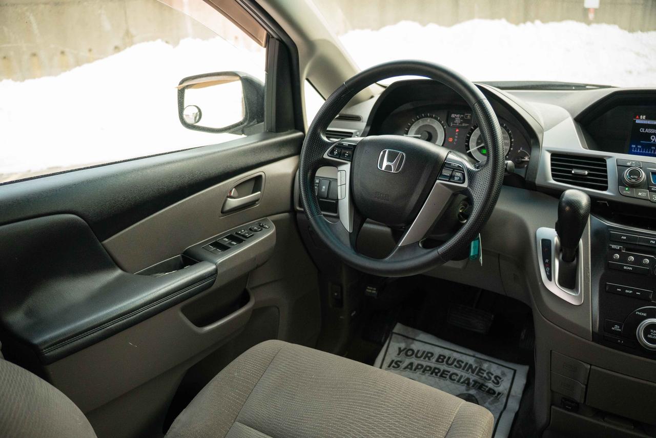 2011 Honda Odyssey EX Photo