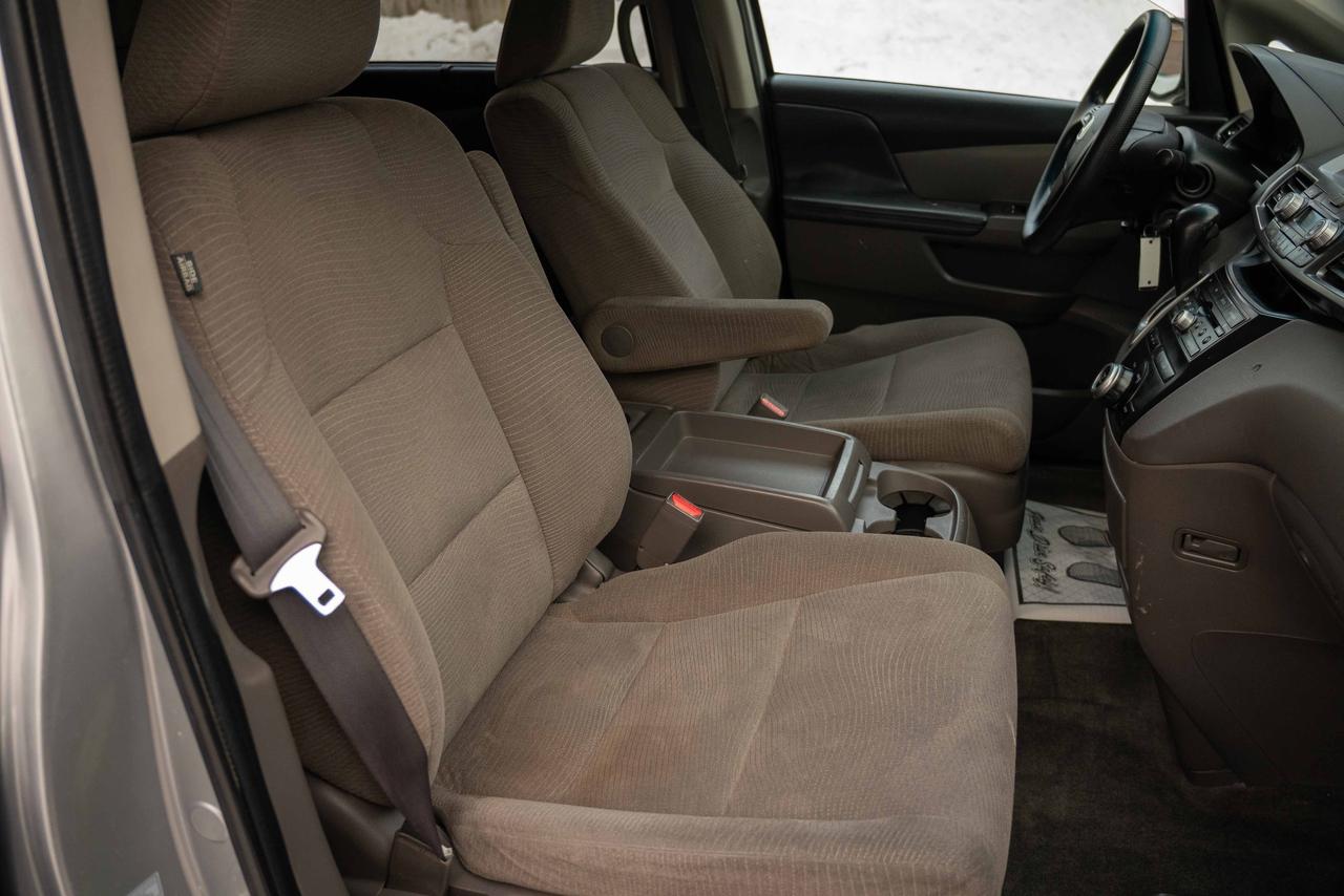 2011 Honda Odyssey EX Photo