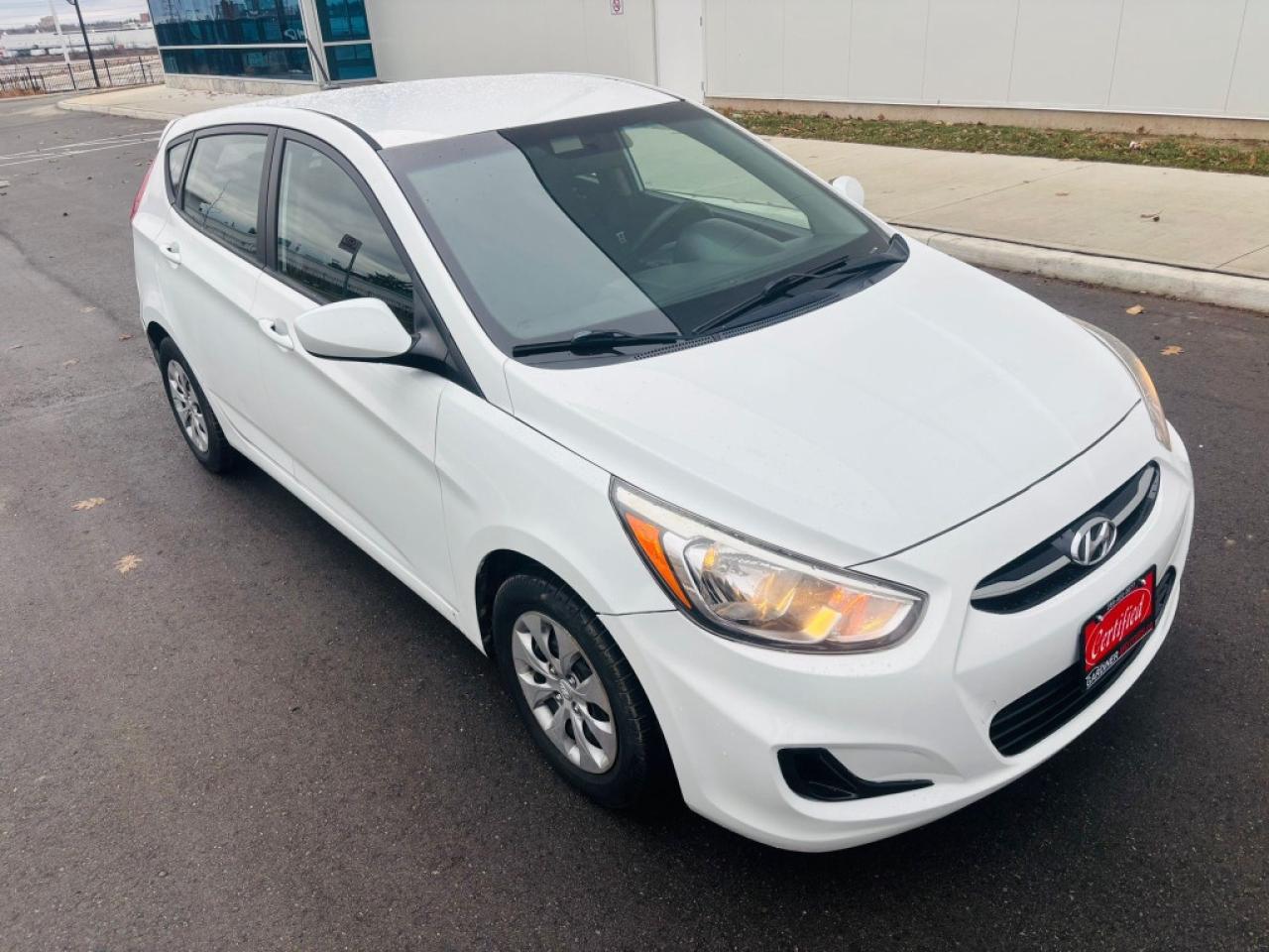 2016 Hyundai Accent SE 4dr Sedan Photo