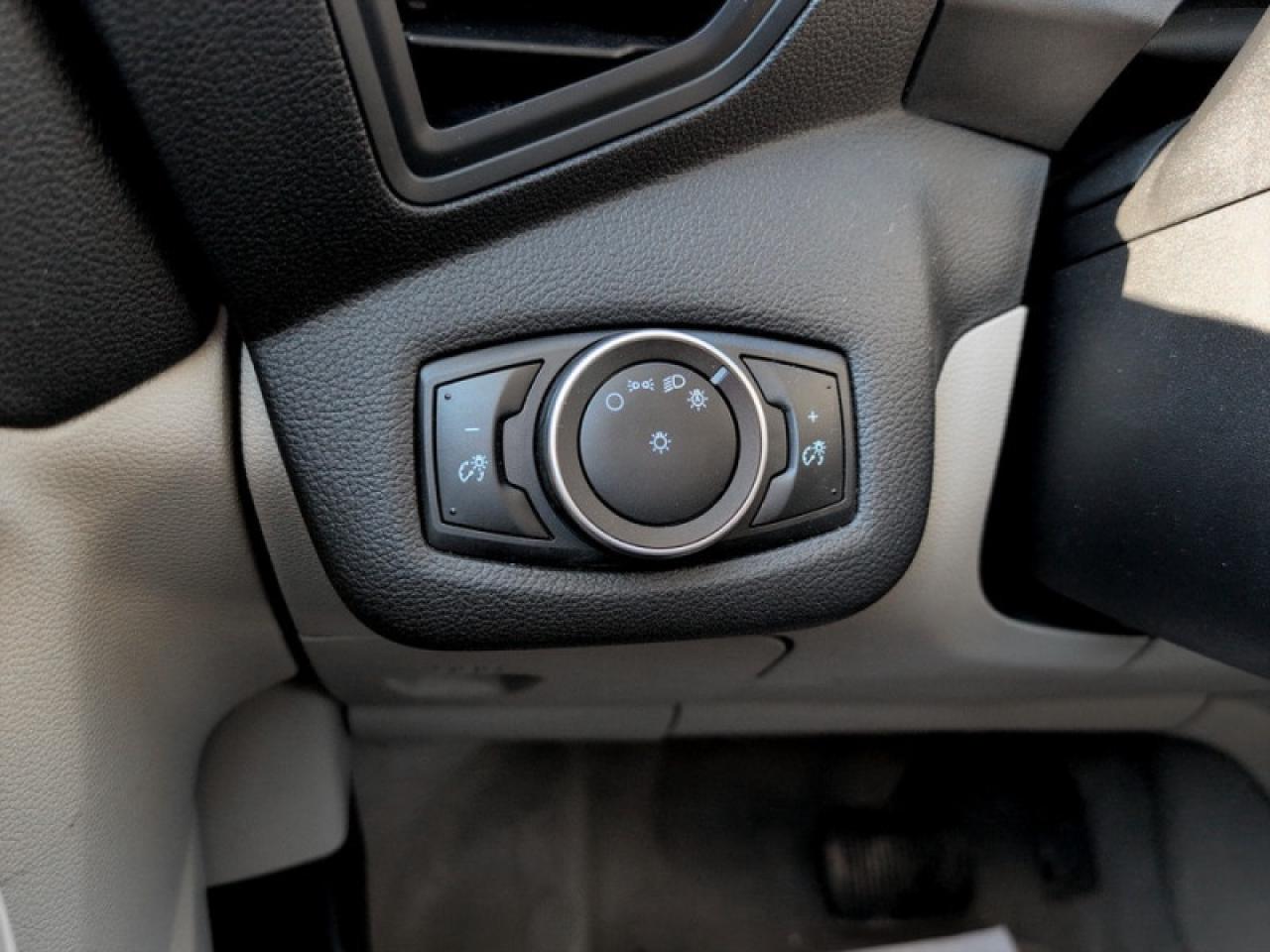 2016 Ford C-MAX SE  **HYBRID HATCHBACK** Photo