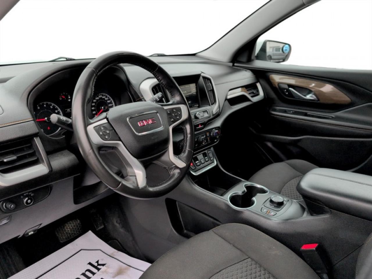 2018 GMC Terrain SLE  **REM START - APPLE CARPLAY** Photo