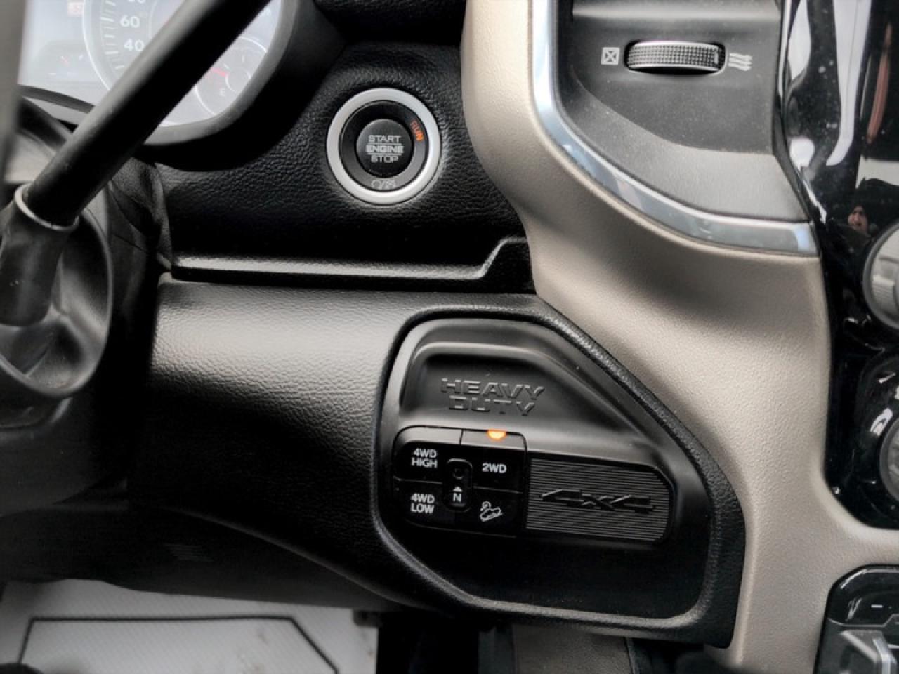 2019 RAM 2500 Laramie  **6.7L CUMMINS - SAFETY GROUP** Photo