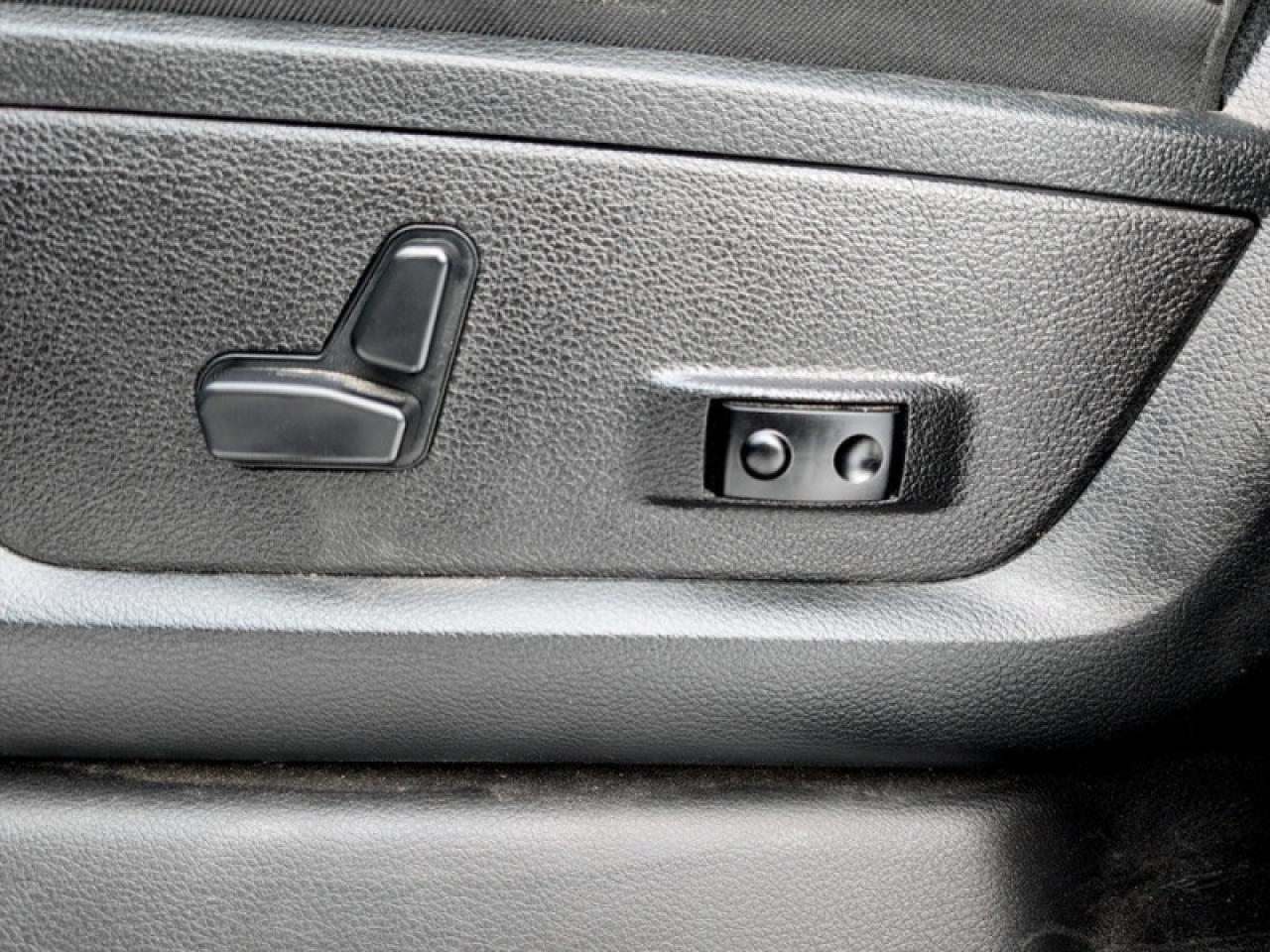 2019 RAM 2500 Laramie  **6.7L CUMMINS - SAFETY GROUP** Photo