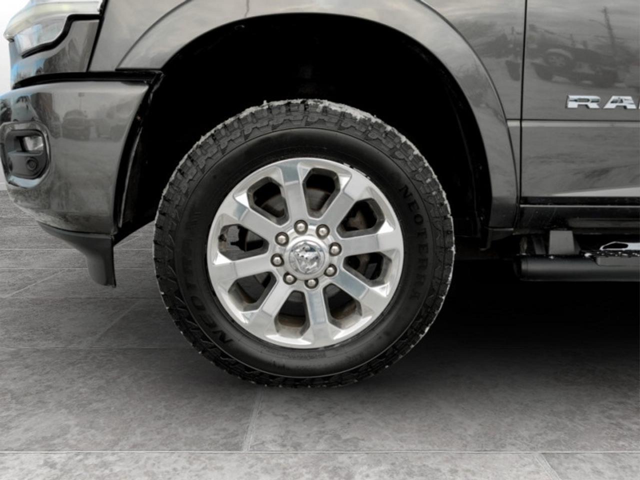 2019 RAM 2500 Laramie  **6.7L CUMMINS - SAFETY GROUP** Photo