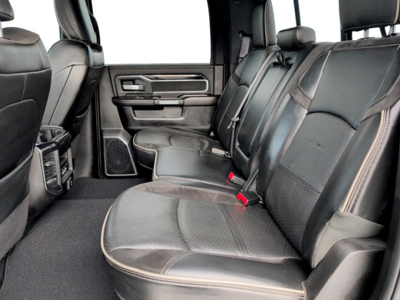 2019 RAM 2500 Laramie  **6.7L CUMMINS - SAFETY GROUP** Photo