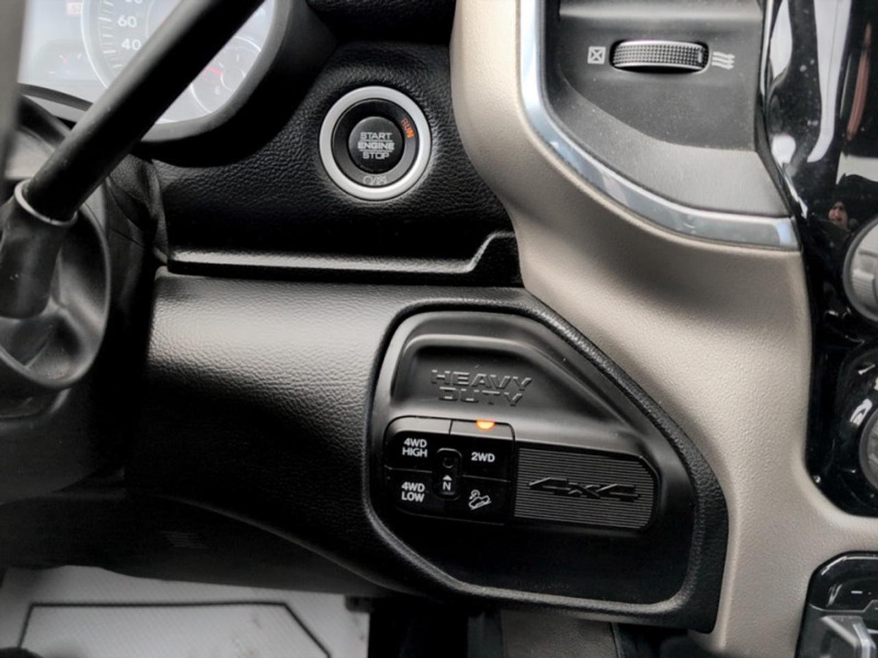 2019 RAM 2500 Laramie  **6.7L CUMMINS - SAFETY GROUP** Photo