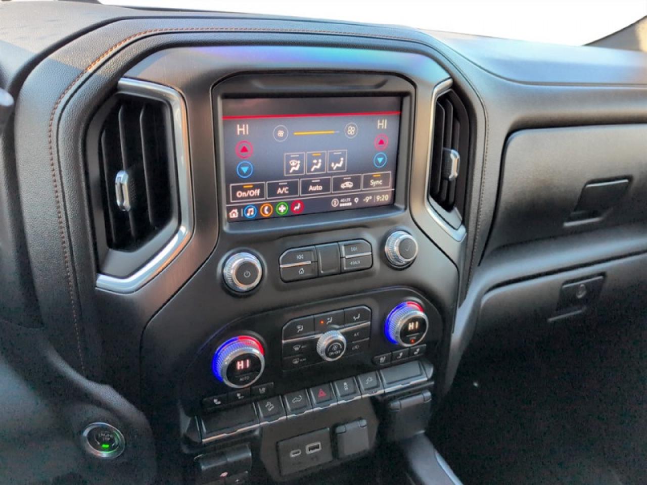 2021 GMC Sierra 1500 AT4  **6.2L ECOTEC3 V8** Photo