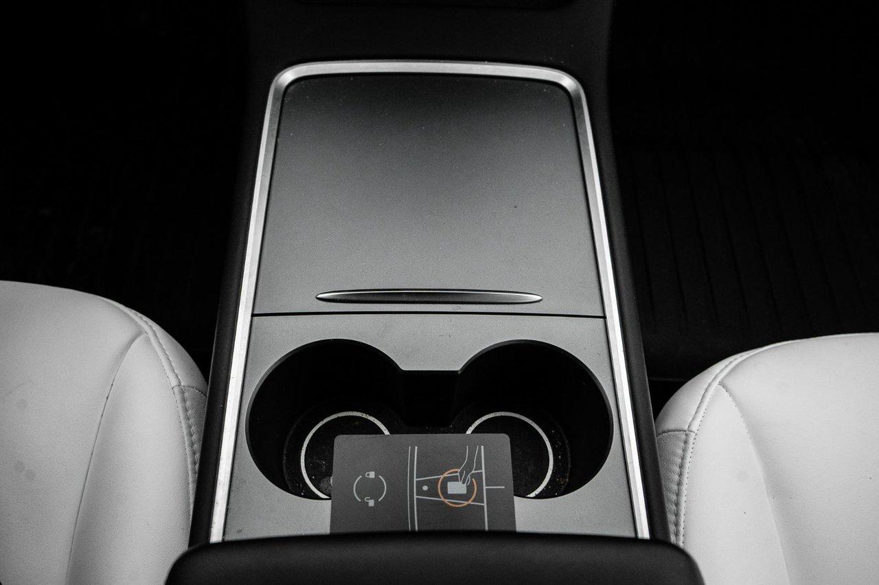 2022 Tesla Model 3 LONG RANGE Photo