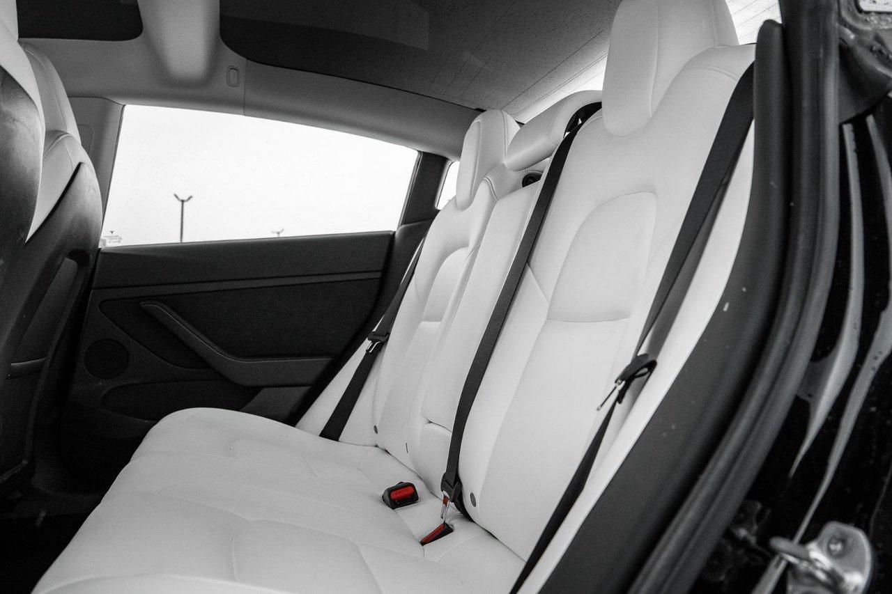 2022 Tesla Model 3 LONG RANGE Photo