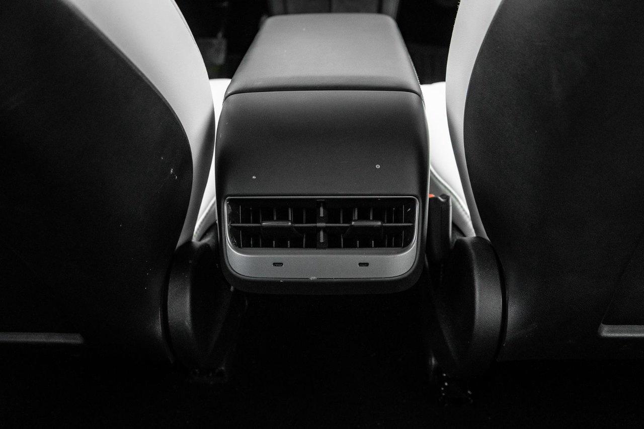 2022 Tesla Model 3 LONG RANGE Photo