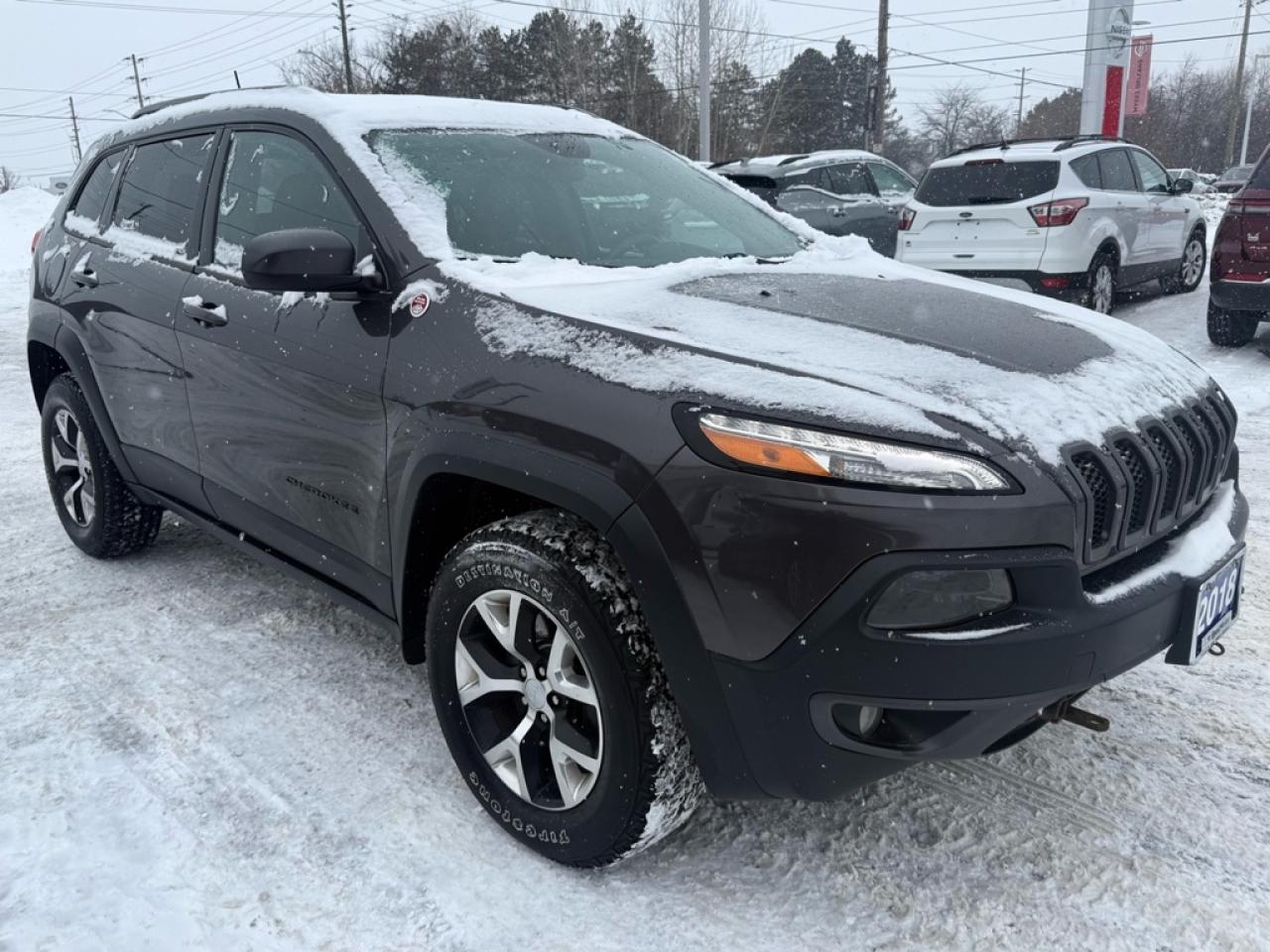 2018 Jeep Cherokee Trailhawk  -  Leather Seats - $78.88 /Wk Photo3
