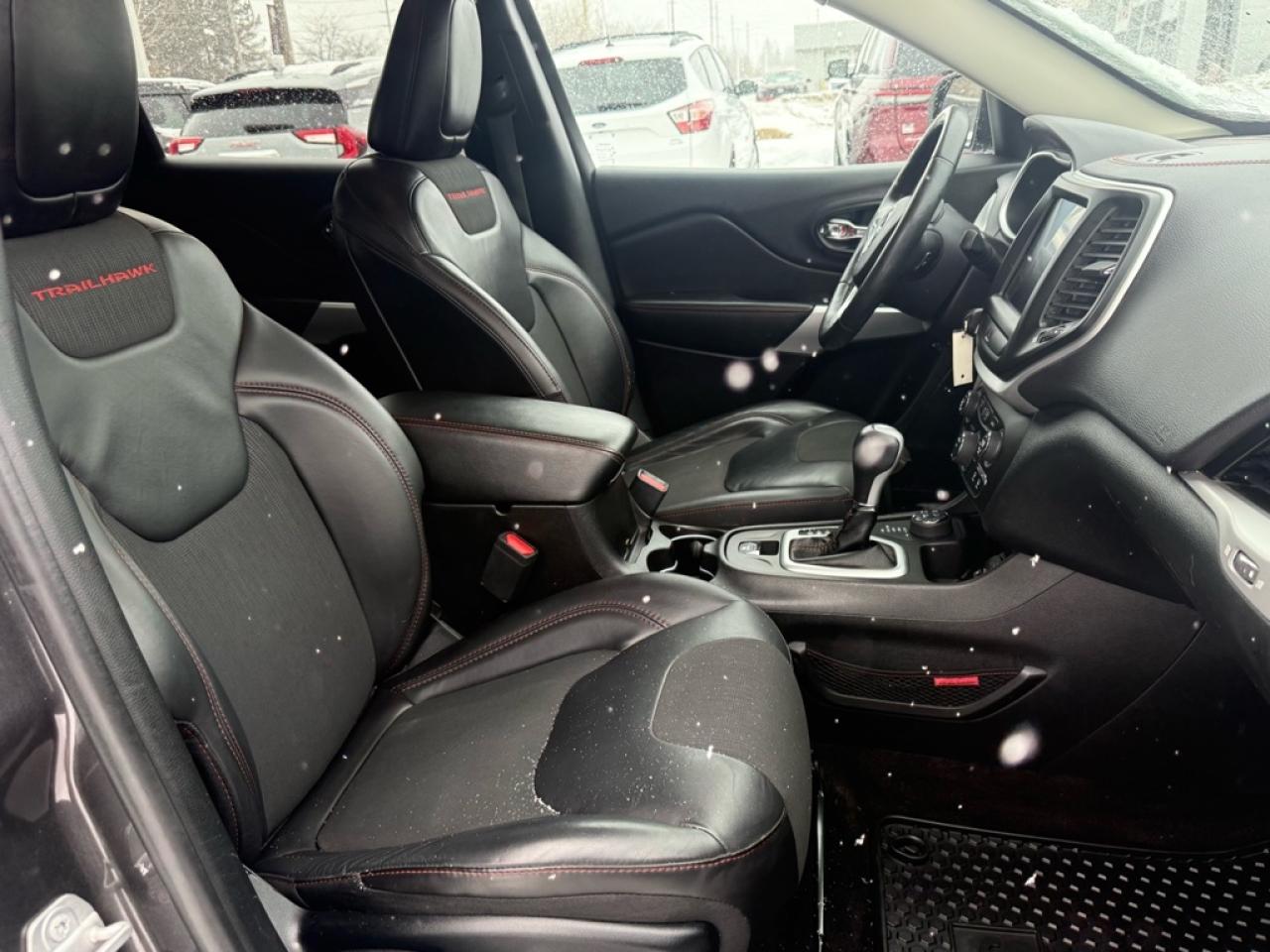 2018 Jeep Cherokee Trailhawk  -  Leather Seats - $78.88 /Wk Photo