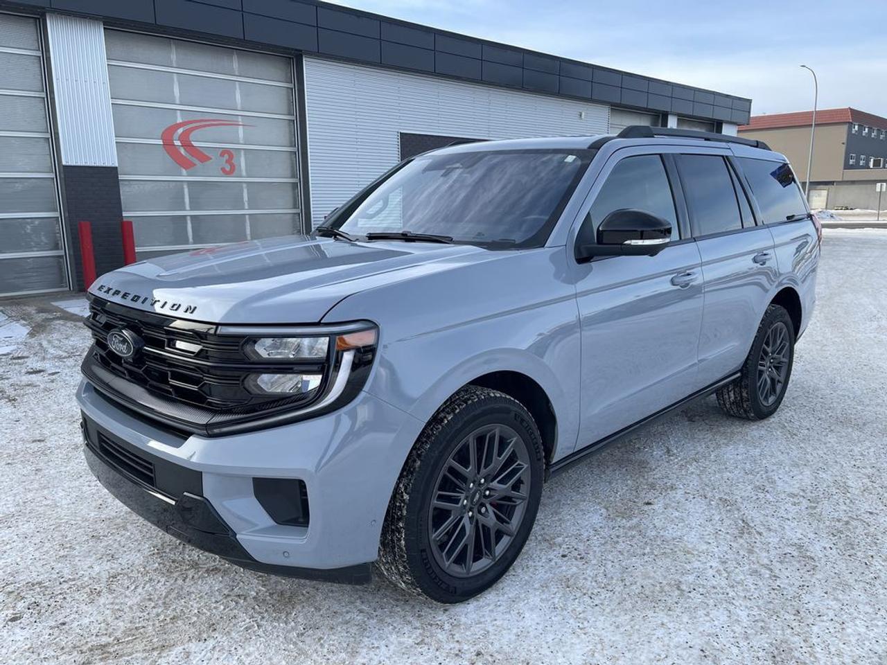 2025 Ford Expedition Platinum Photo1