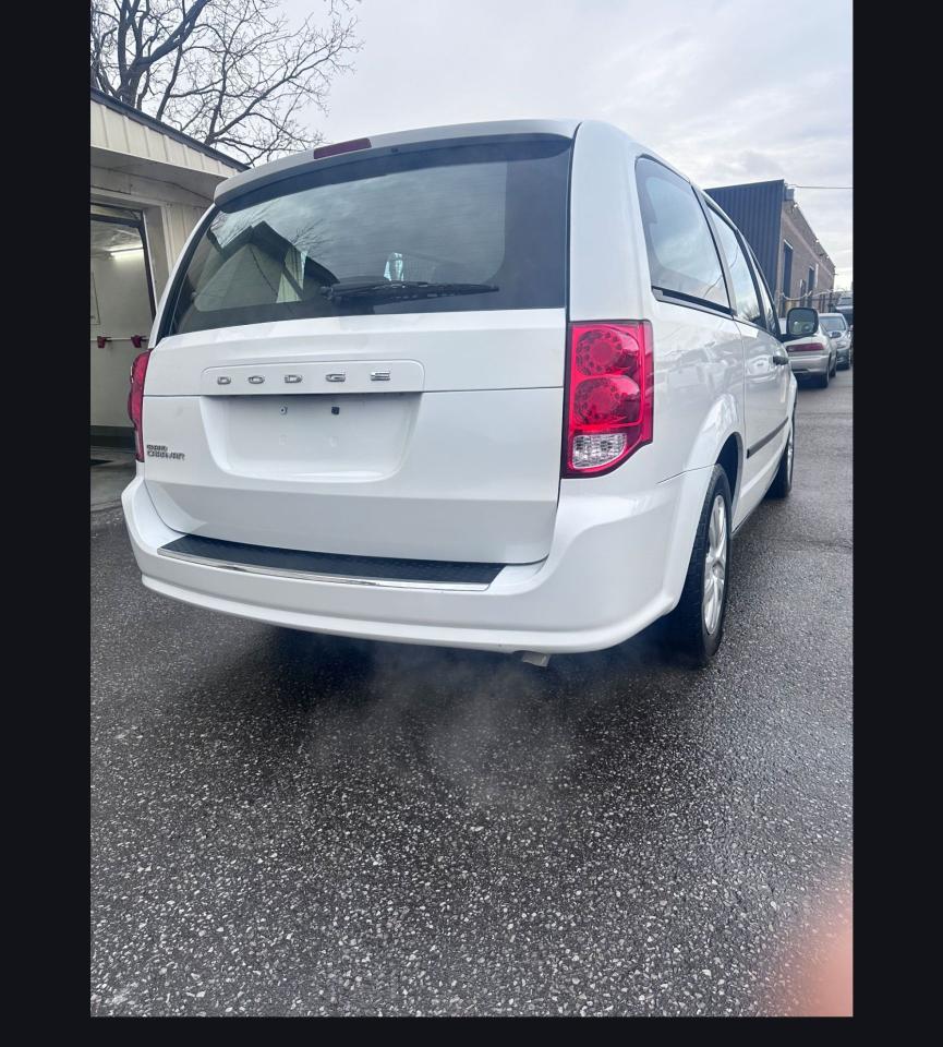 2015 Dodge Grand Caravan One owner NO accidents Photo
