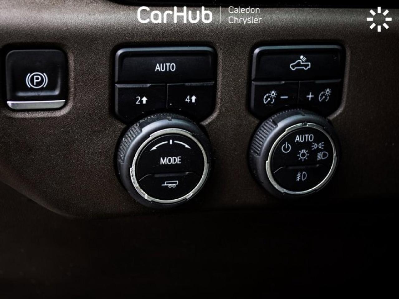 2023 Chevrolet Silverado 1500 RST 4WD Crew Cab 147" 5.3L Sunroof 13.4"Display Photo