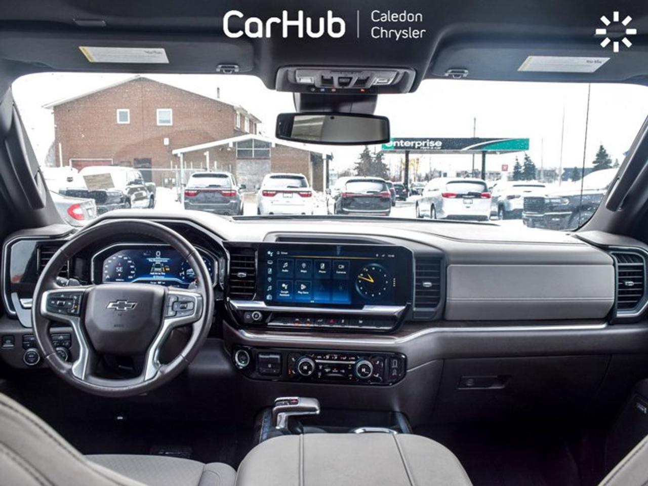 2023 Chevrolet Silverado 1500 RST 4WD Crew Cab 147" 5.3L Sunroof  5 passengers with captain chair Photo