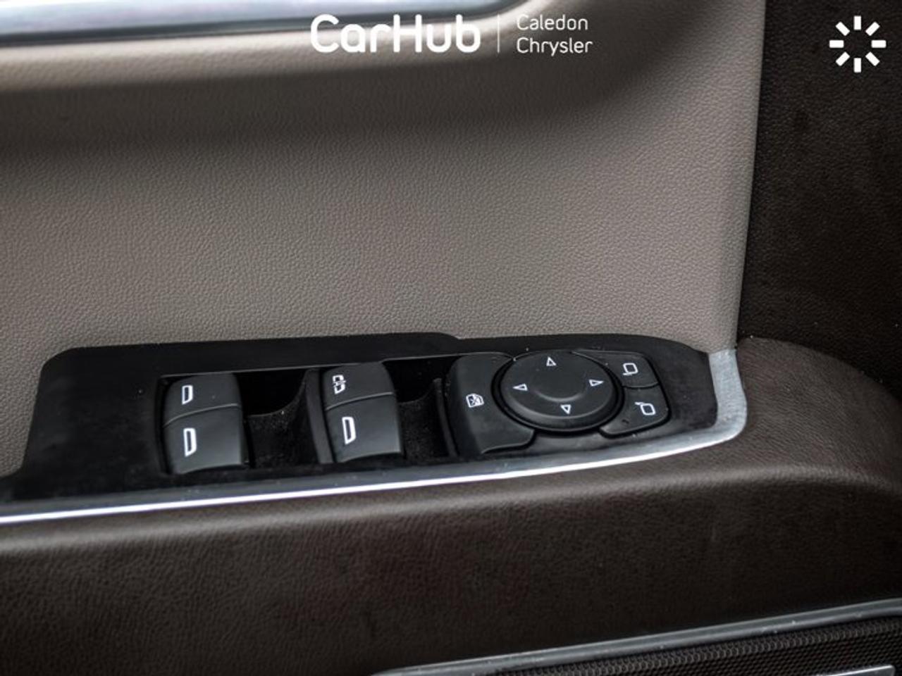 2023 Chevrolet Silverado 1500 RST 4WD Crew Cab 147" 5.3L Sunroof  5 passengers with captain chair Photo