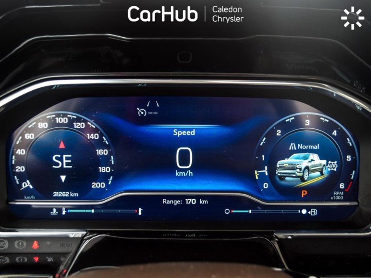 2023 Chevrolet Silverado 1500 RST 4WD Crew Cab 147" 5.3L Sunroof  5 passengers with captain chair Photo