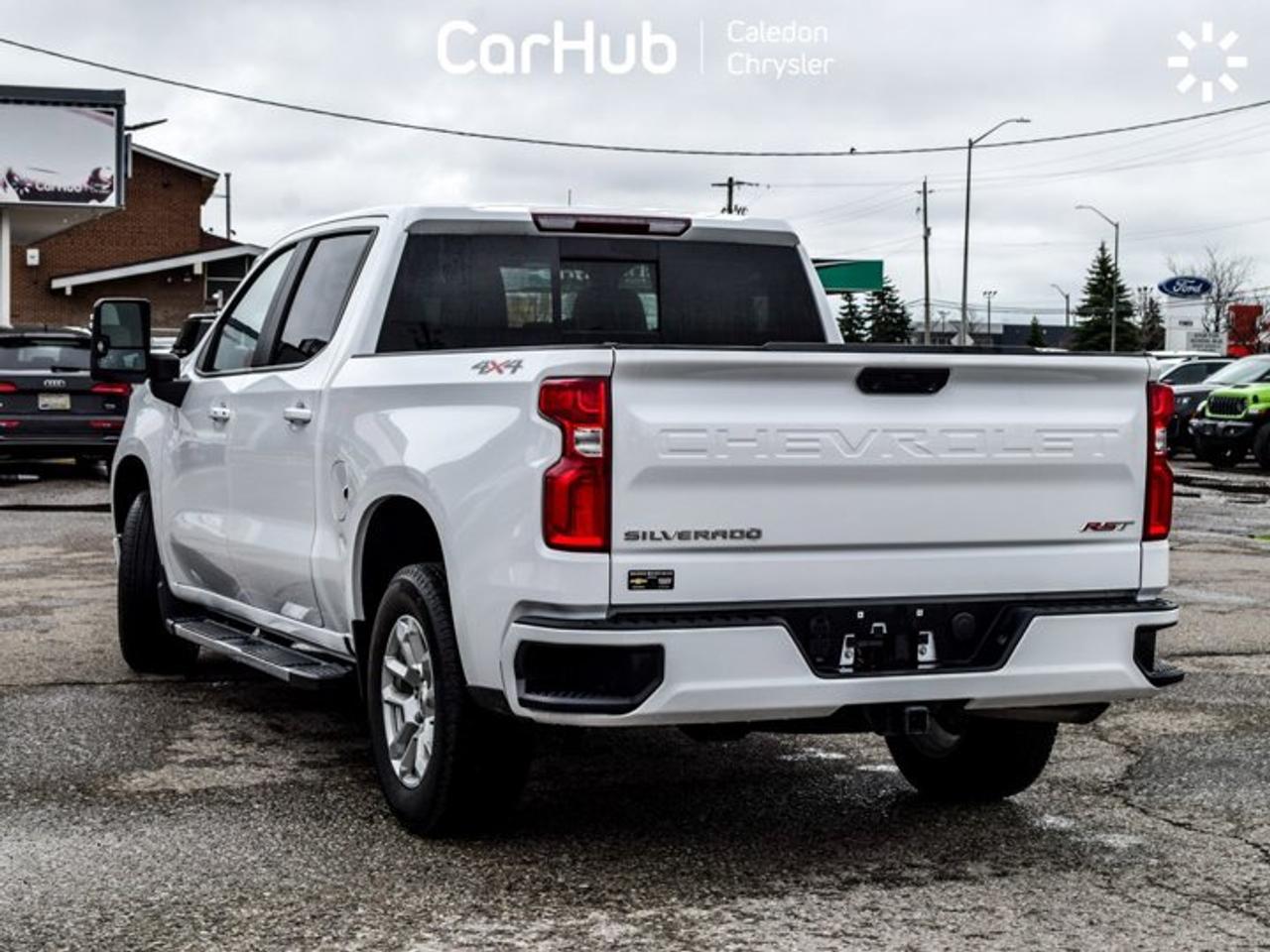 2023 Chevrolet Silverado 1500 RST 4WD Crew Cab 147" 5.3L Sunroof  5 passengers with captain chair Photo