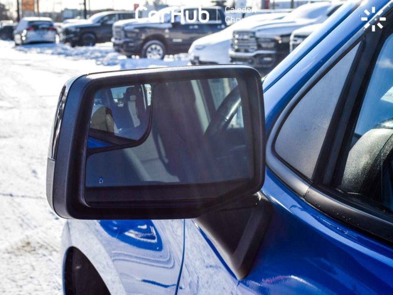 2023 Chevrolet Silverado 1500 RST 4WD Crew Cab 157" 6.2L Heated front Seats Alloy Rims Photo