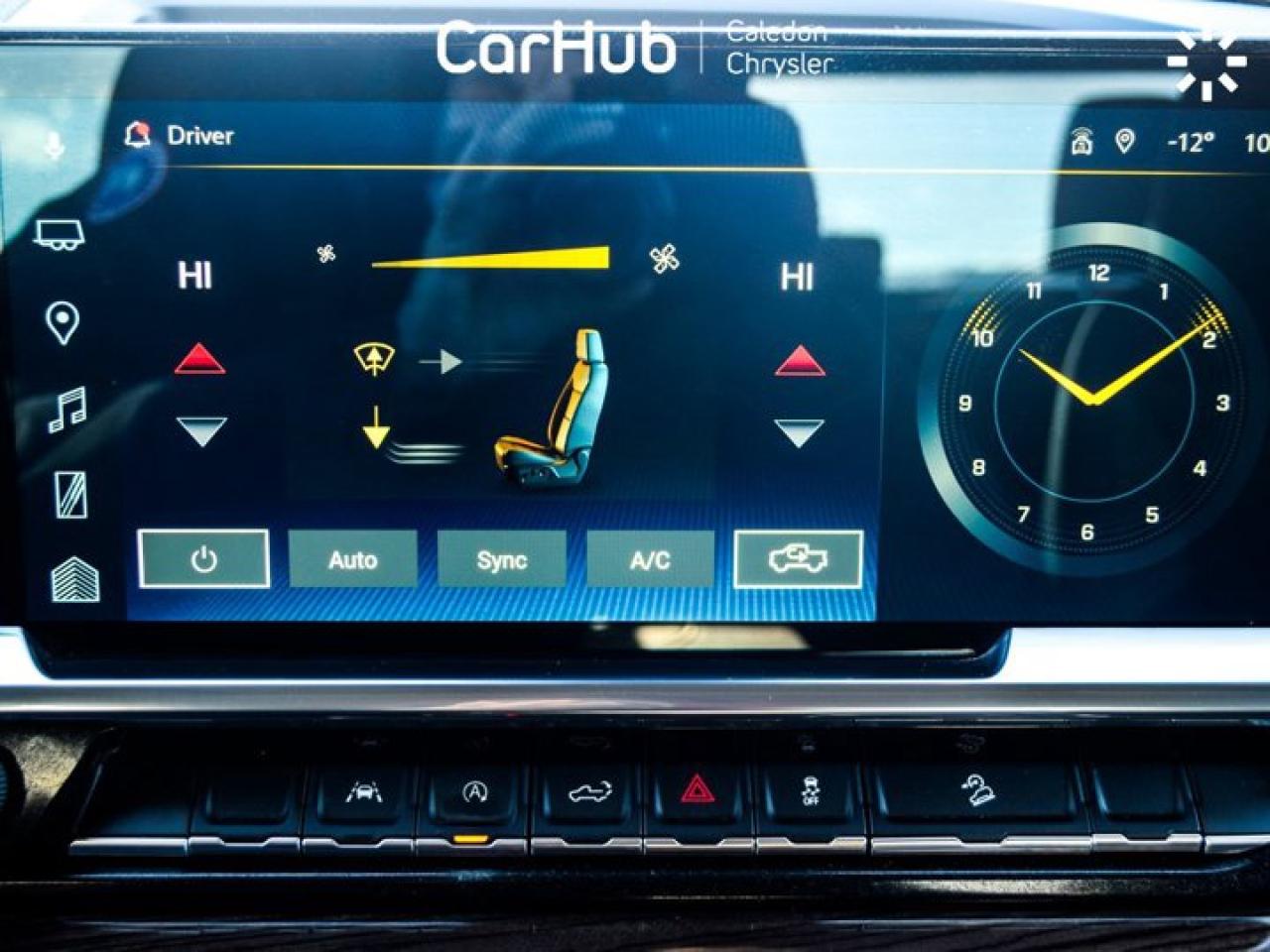 2023 Chevrolet Silverado 1500 RST 4WD Crew Cab 157" 6.2L Heated front Seats Alloy Rims Photo