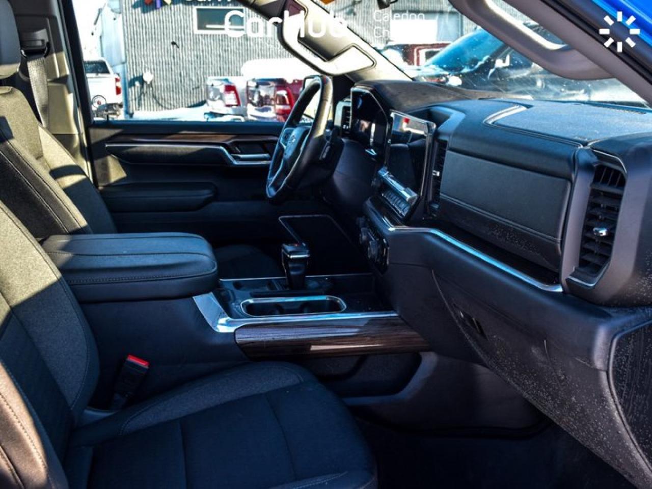 2023 Chevrolet Silverado 1500 RST 4WD Crew Cab 157" 6.2L Heated front Seats Alloy Rims Photo