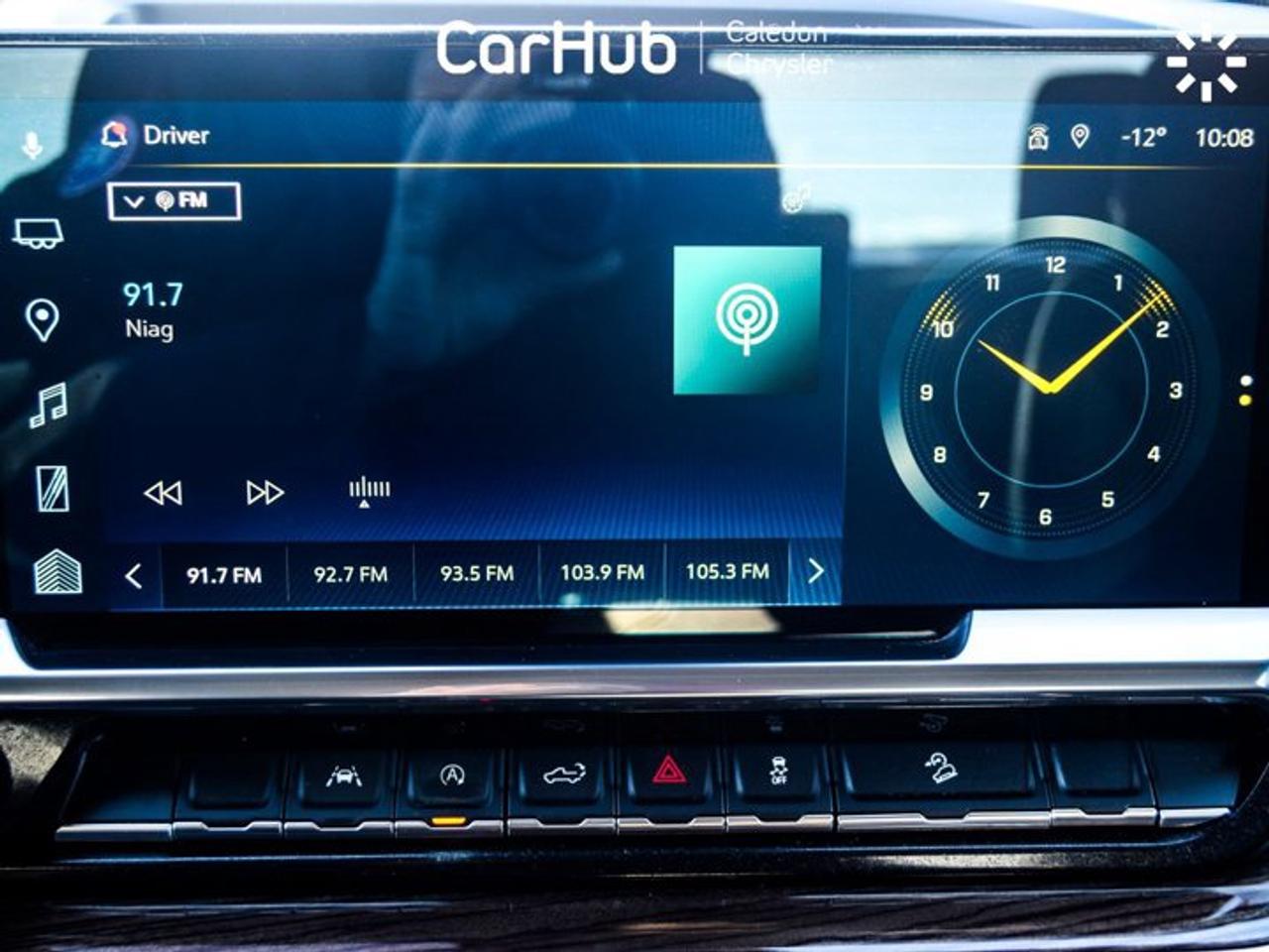 2023 Chevrolet Silverado 1500 RST 4WD Crew Cab 157" 6.2L  5 passengers with captain chair Rims Photo