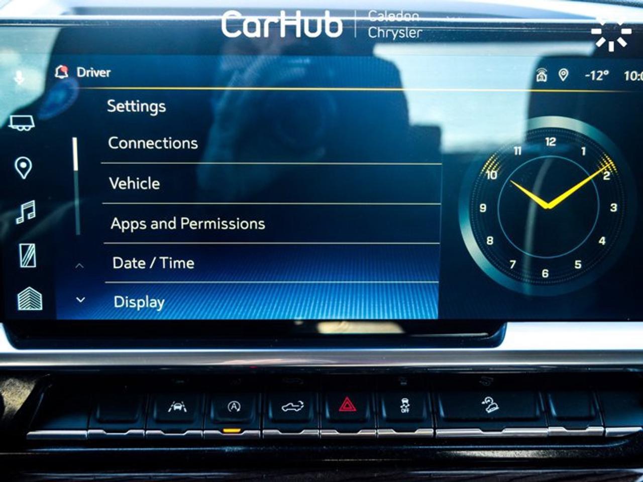 2023 Chevrolet Silverado 1500 RST 4WD Crew Cab 157" 6.2L  5 passengers with captain chair Rims Photo