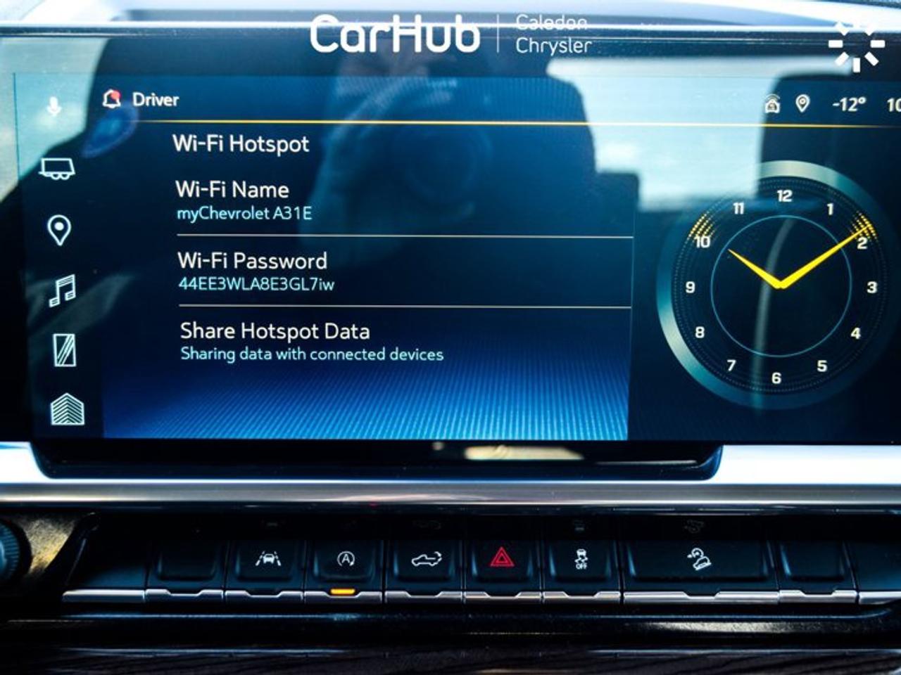 2023 Chevrolet Silverado 1500 RST 4WD Crew Cab 157" 6.2L  5 passengers with captain chair Rims Photo