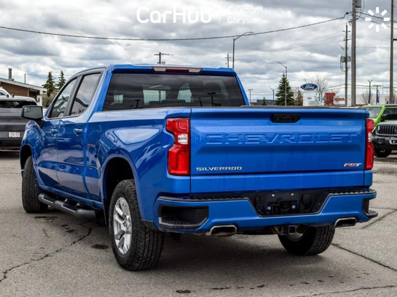 2023 Chevrolet Silverado 1500 RST 4WD Crew Cab 157" 6.2L  5 passengers with captain chair Rims Photo