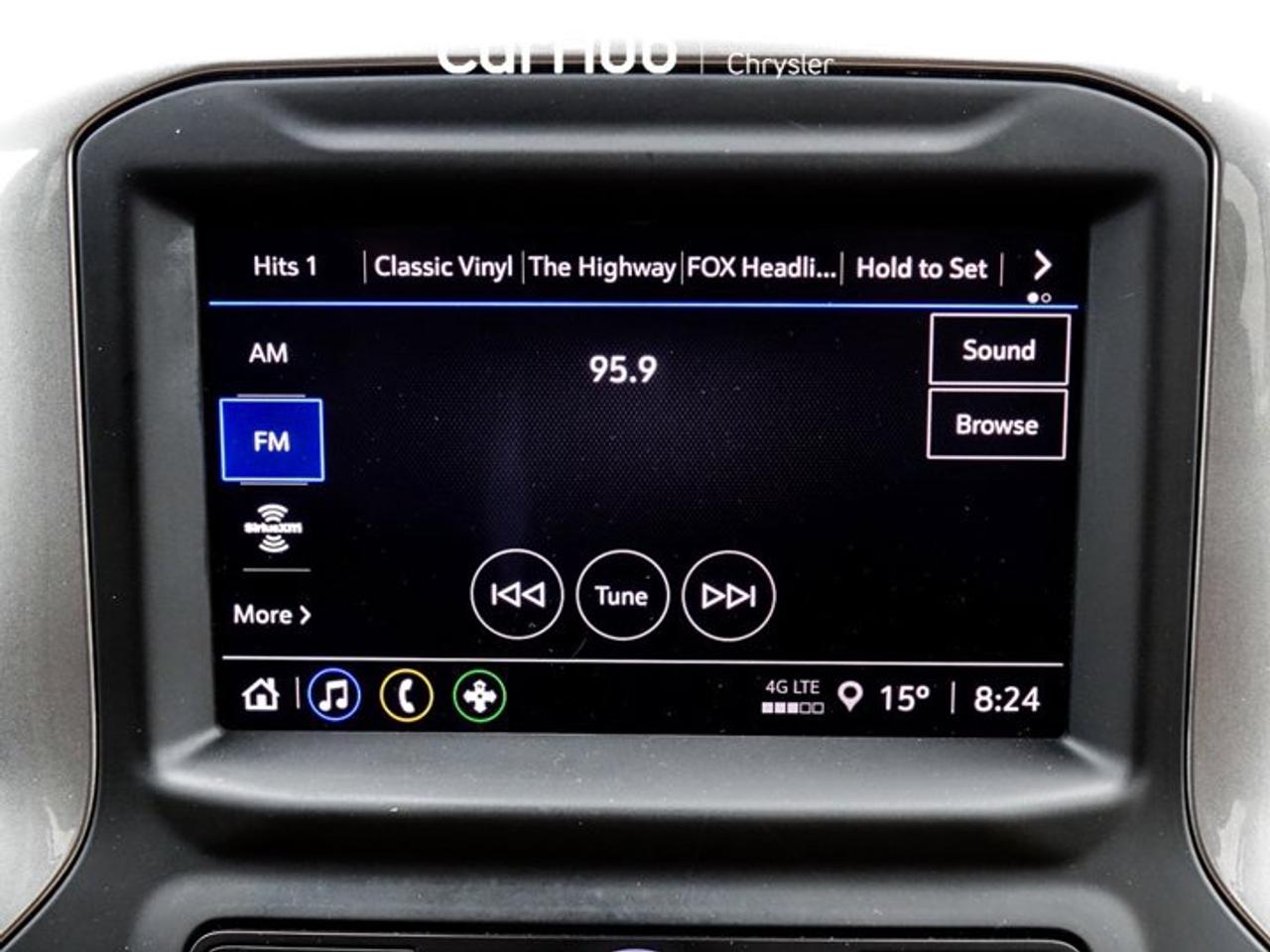 2024 Chevrolet Silverado 1500 Custom 4WD Crew Cab 157" Custom 6 Passenger R-Start Alloy Photo