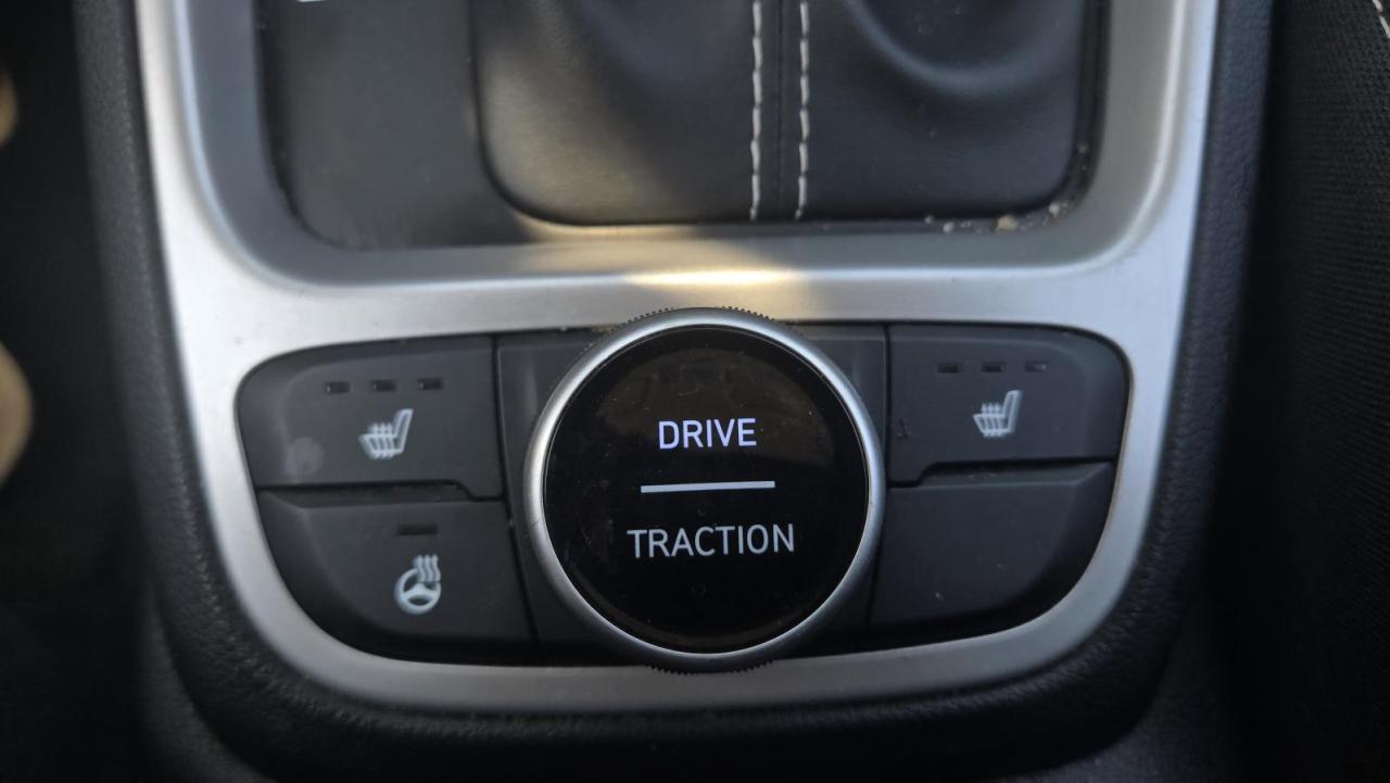 2022 Hyundai Venue PREFERRED Photo