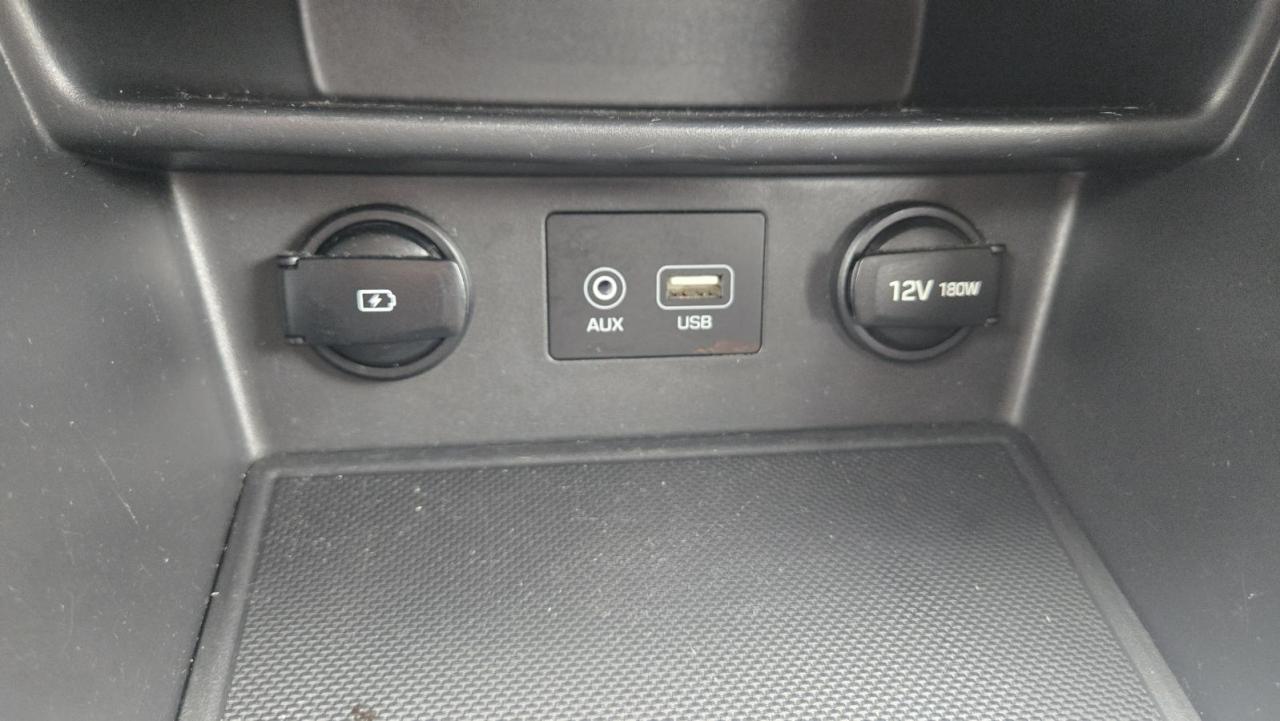 2021 Hyundai KONA Preferred Photo