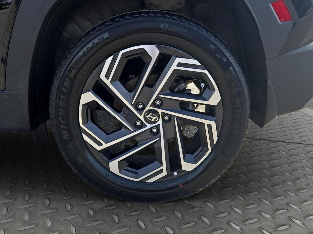 2026 Hyundai Tucson Hybrid Ultimate Photo