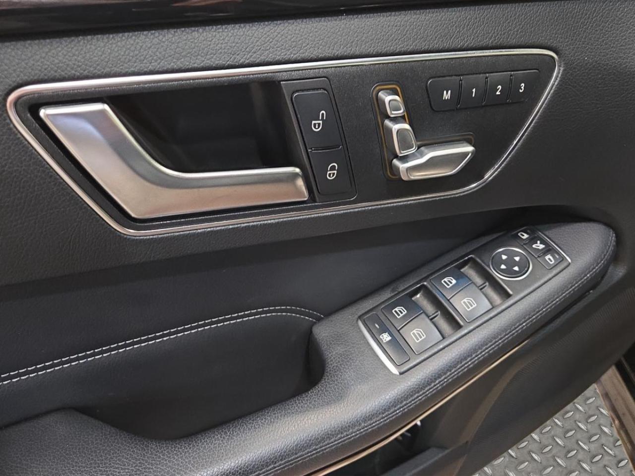 2016 Mercedes-Benz E-Class E 250 BlueTEC Photo