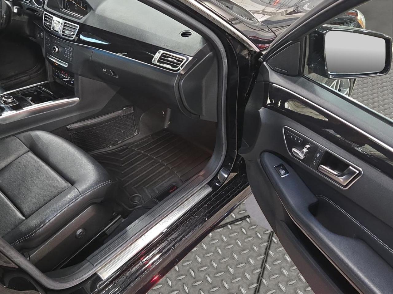 2016 Mercedes-Benz E-Class E 250 BlueTEC Photo