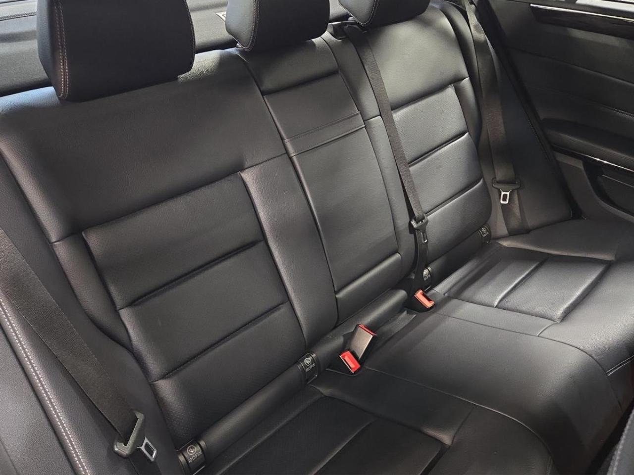 2016 Mercedes-Benz E-Class E 250 BlueTEC Photo