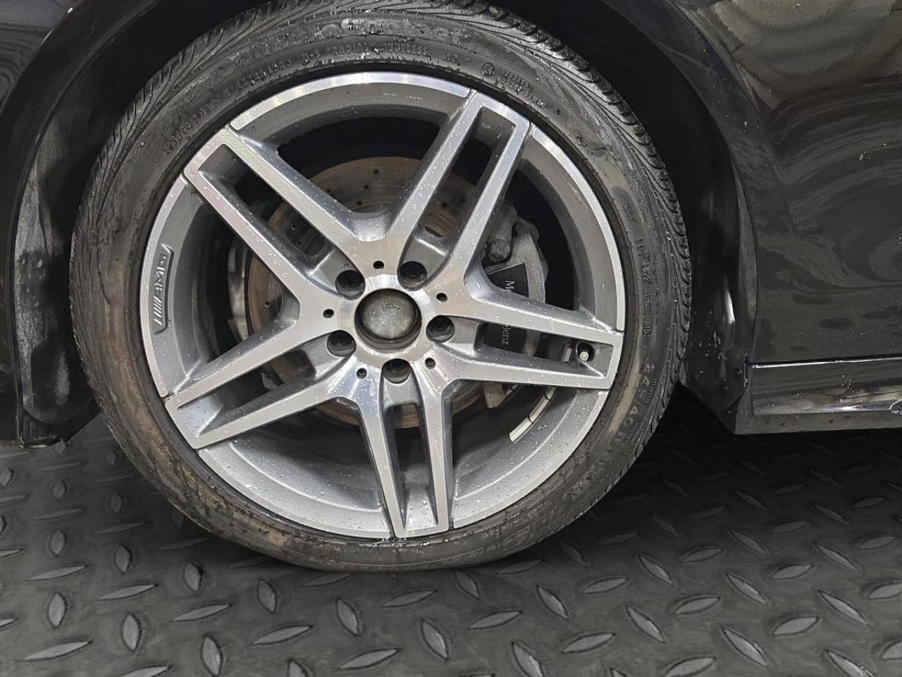 2016 Mercedes-Benz E-Class E 250 BlueTEC Photo