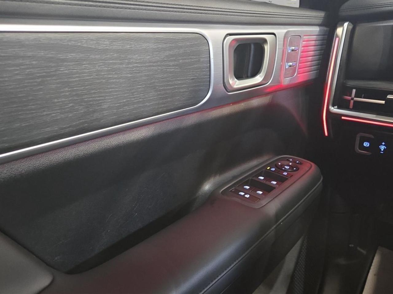 2024 Hyundai Santa Fe Luxury Photo