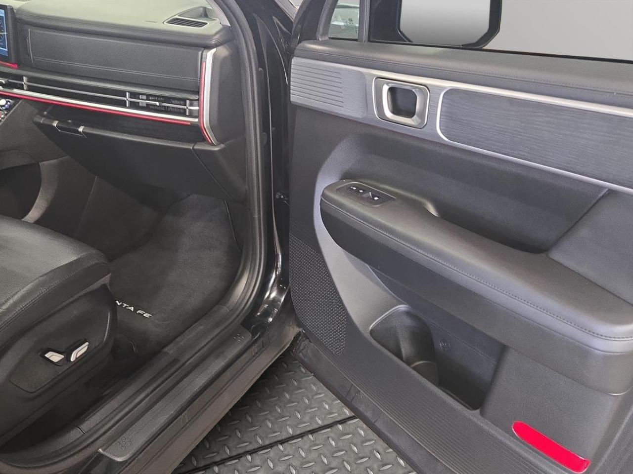 2024 Hyundai Santa Fe Luxury Photo