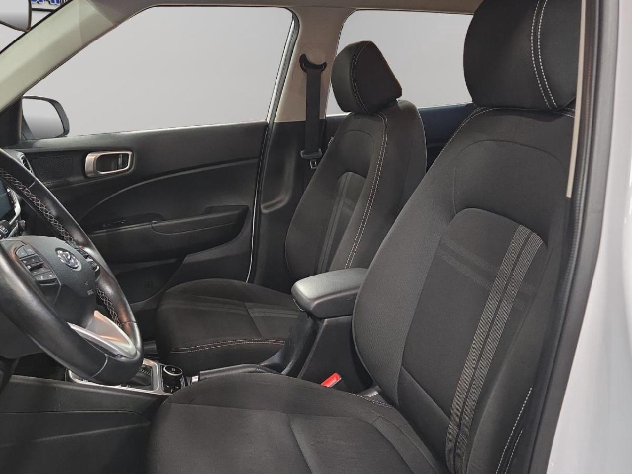 2021 Hyundai Venue PREFERRED Photo