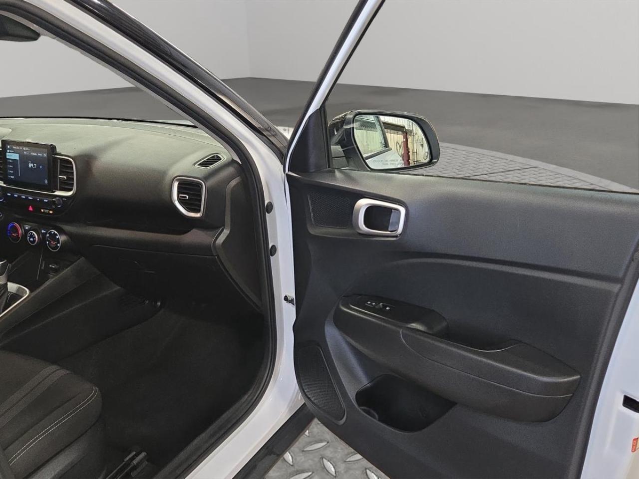 2021 Hyundai Venue PREFERRED Photo