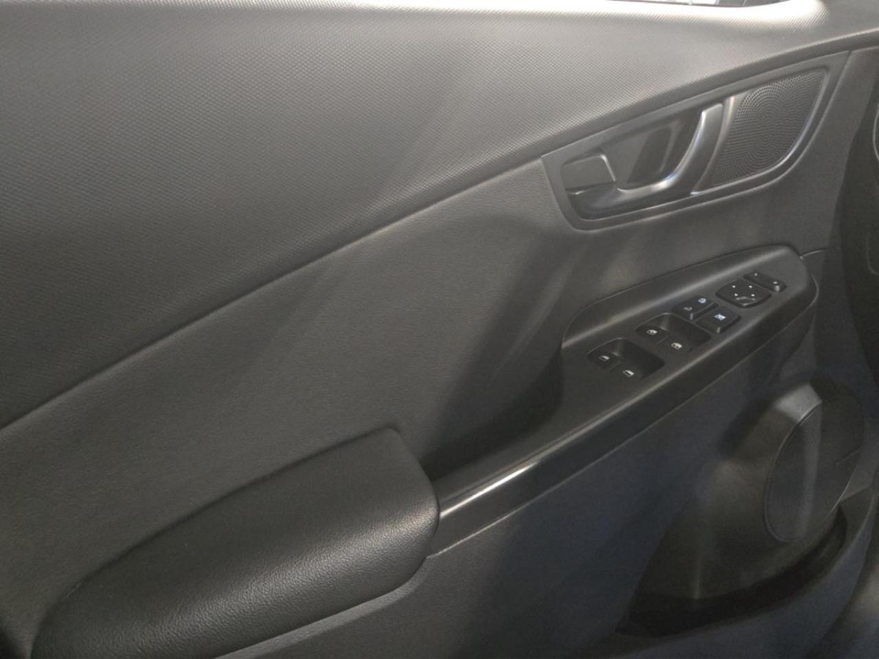 2023 Hyundai KONA N Line Photo