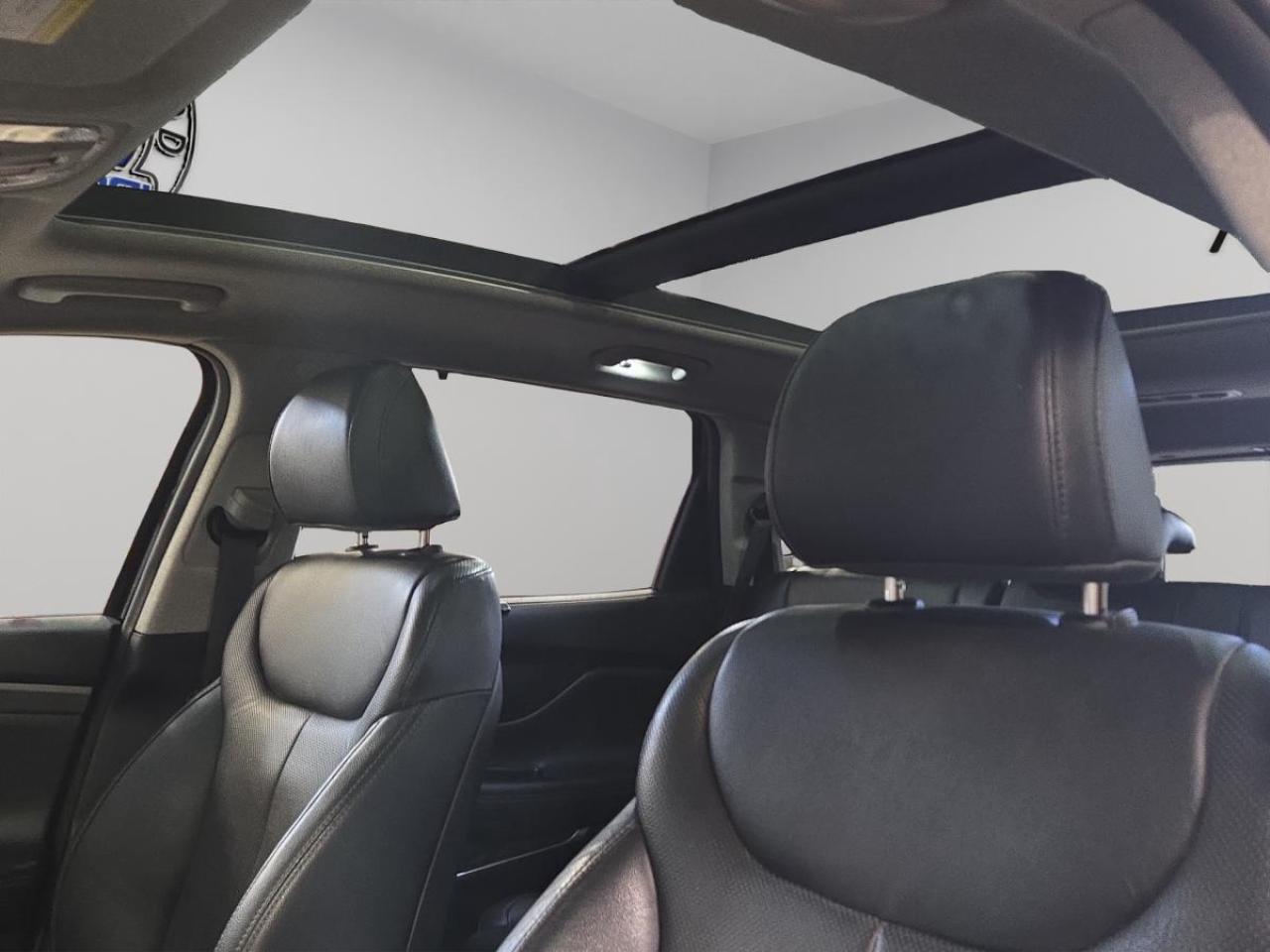 2020 Hyundai Santa Fe Luxury Photo