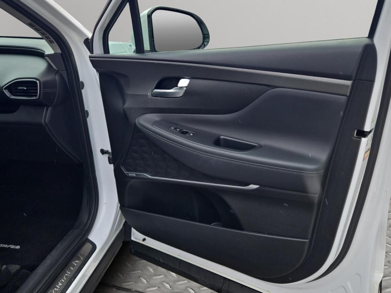 2020 Hyundai Santa Fe Ultimate Photo