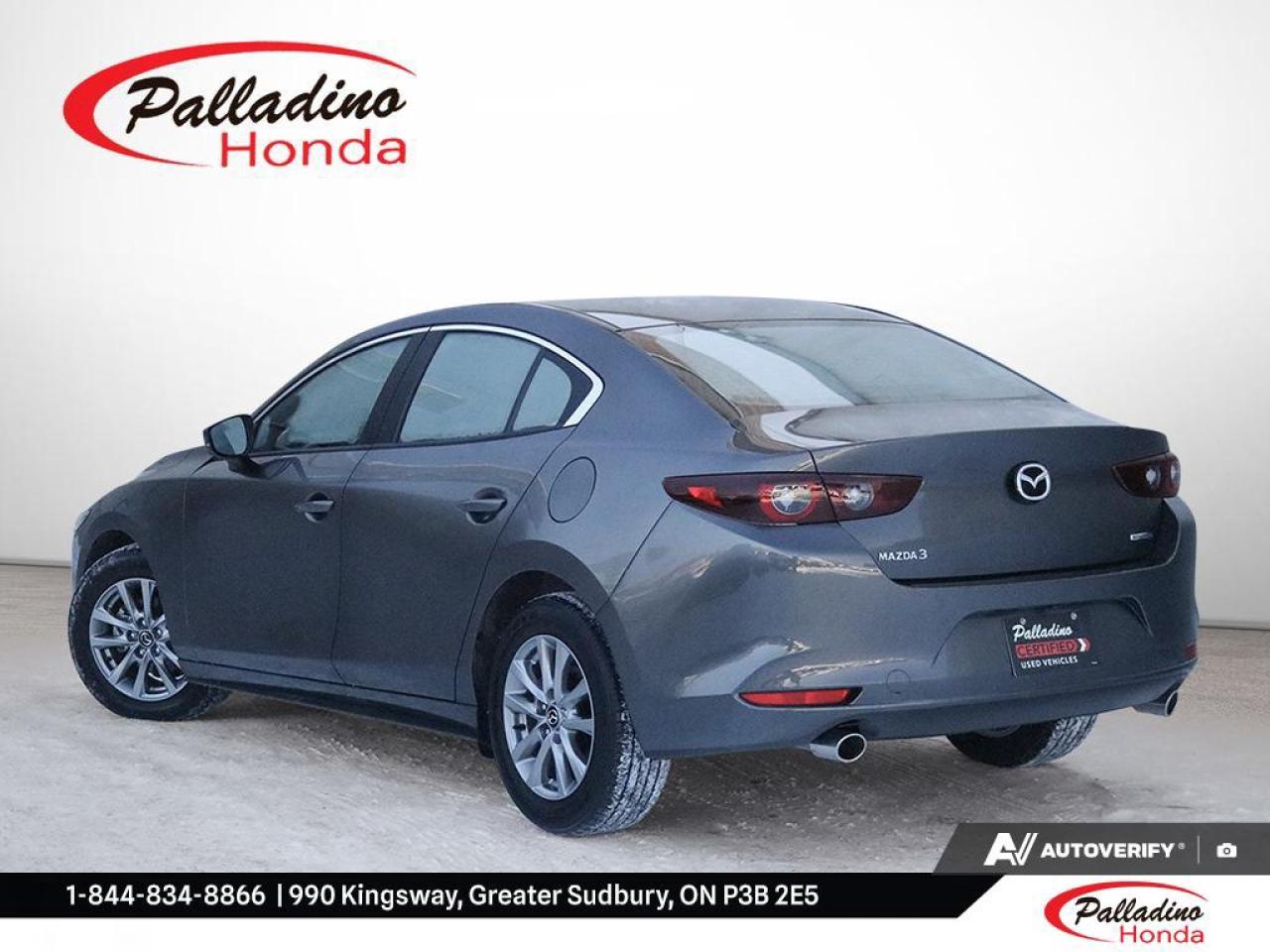 2024 Mazda MAZDA3 GS Photo3