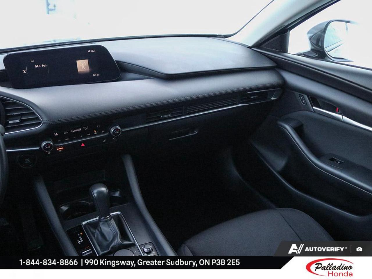 2024 Mazda MAZDA3 GS Photo