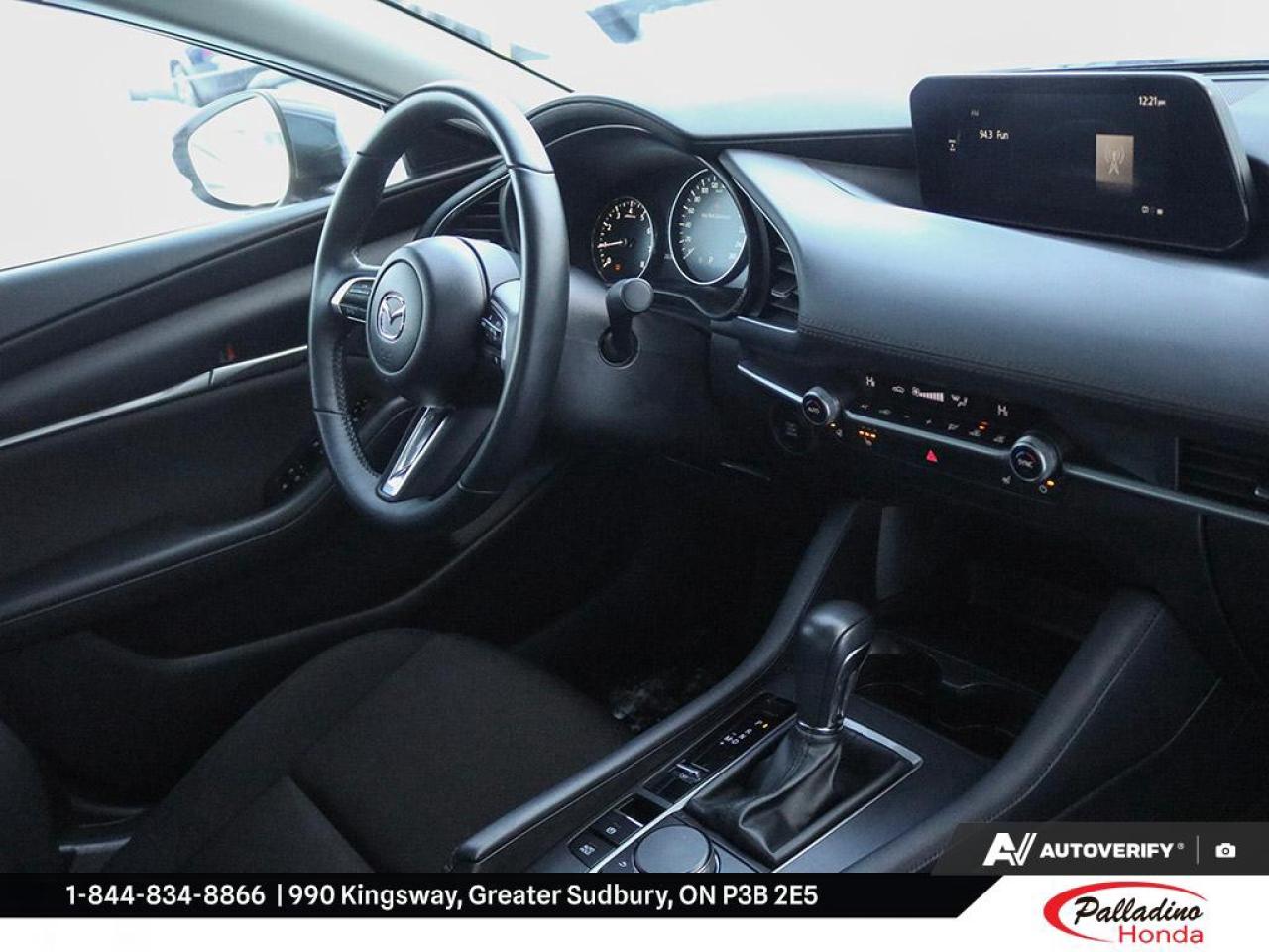 2024 Mazda MAZDA3 GS Photo