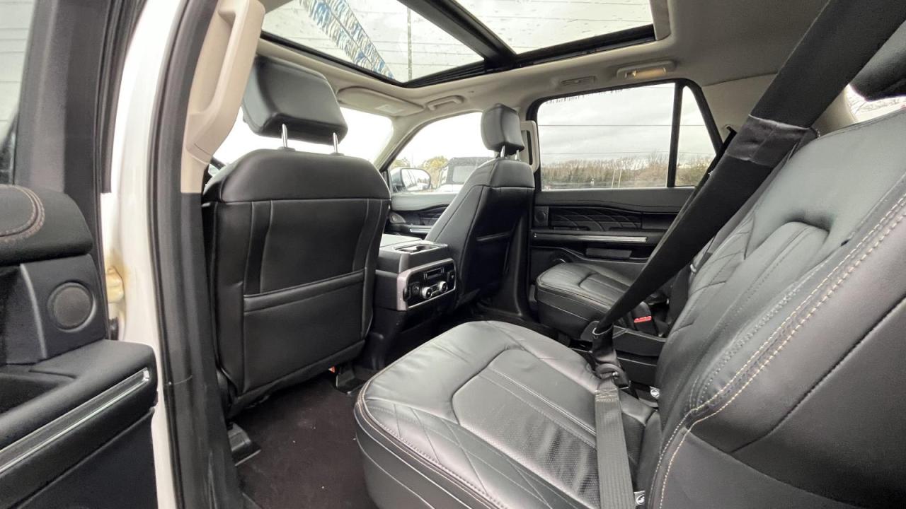 2021 Ford Expedition Platinum Max Photo